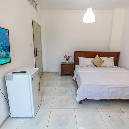 Comfortable Private Rooms In Compound Housing Dubai Eksteriør bilde