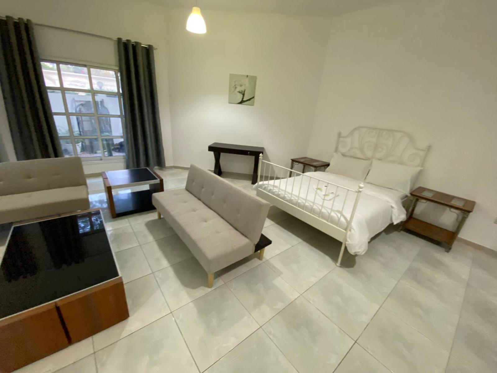 Comfortable Private Rooms In Compound Housing Dubai Eksteriør bilde
